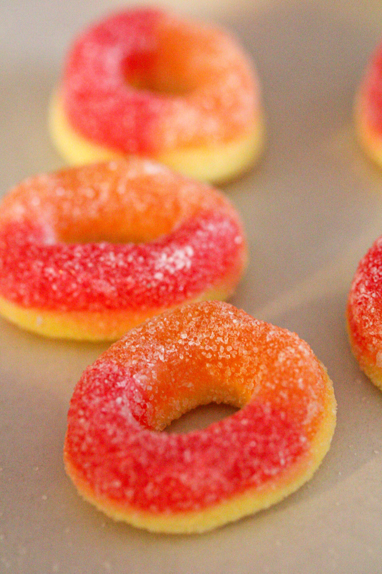 Freeze Dried Peach Sour Gummy Candy